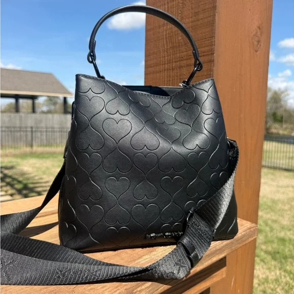 NWT Betsey Johnson XOMIA heart embossed Bucket Black bag - Picture 3 of 9
